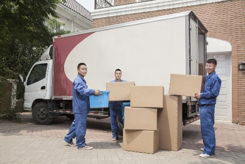 Customer complaint review at Thehyde Storage