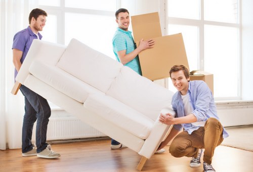 Modern storage service theme for Thehyde Storage about us page