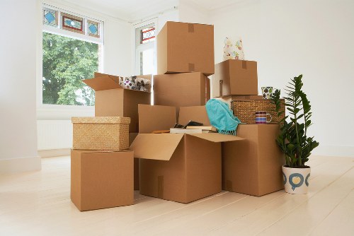 Local furniture storage solution in Thehyde for home and business use