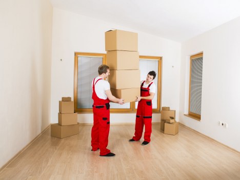 Secure storage unit for student belongings in Thehyde